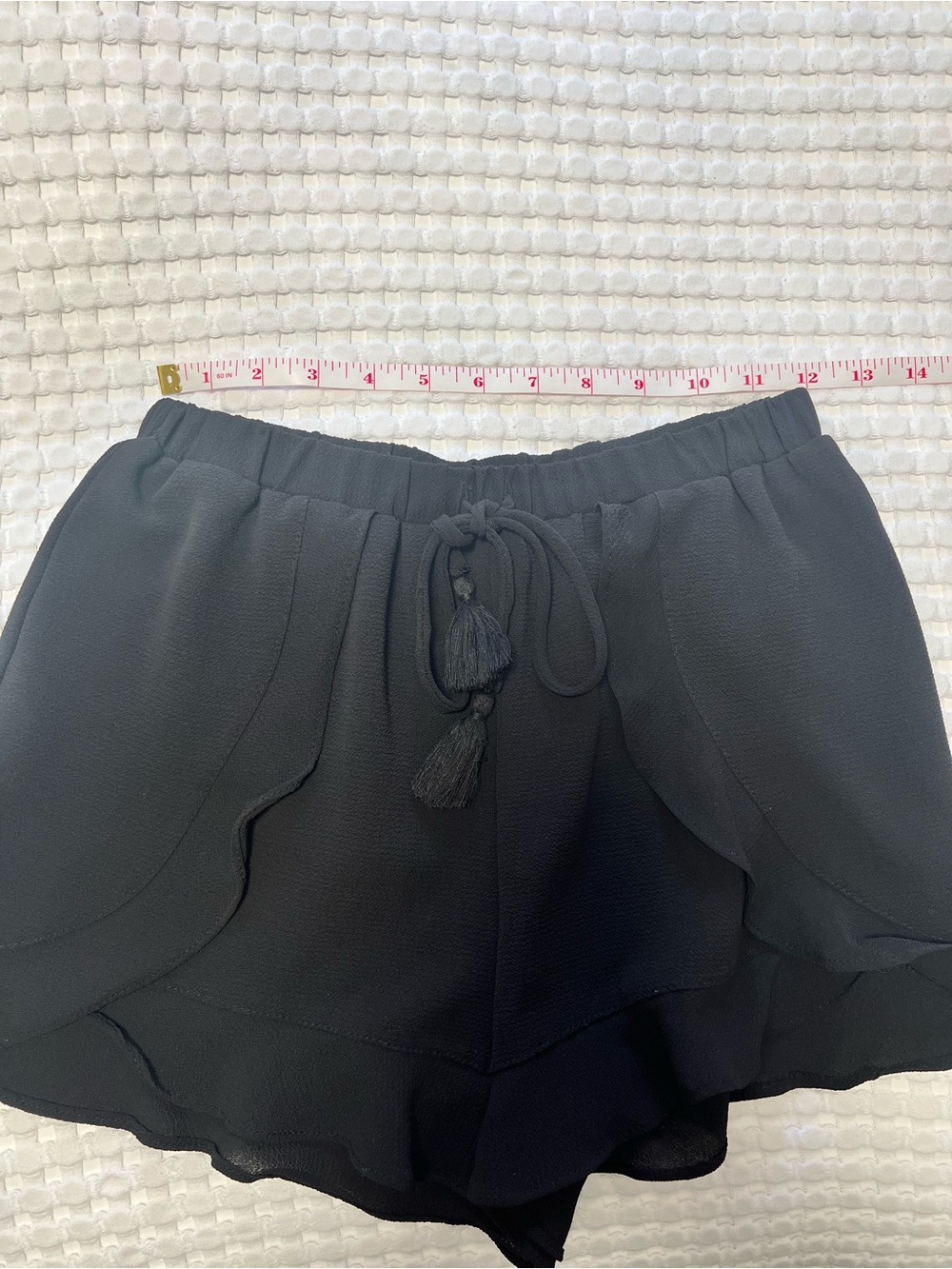 Joe B Black Ruffle Drawstring Shorts - Picture 4 of 7
